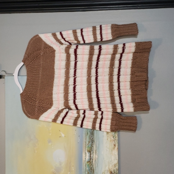 Handmade sweater. Knitted sweater - Picture 1 of 9